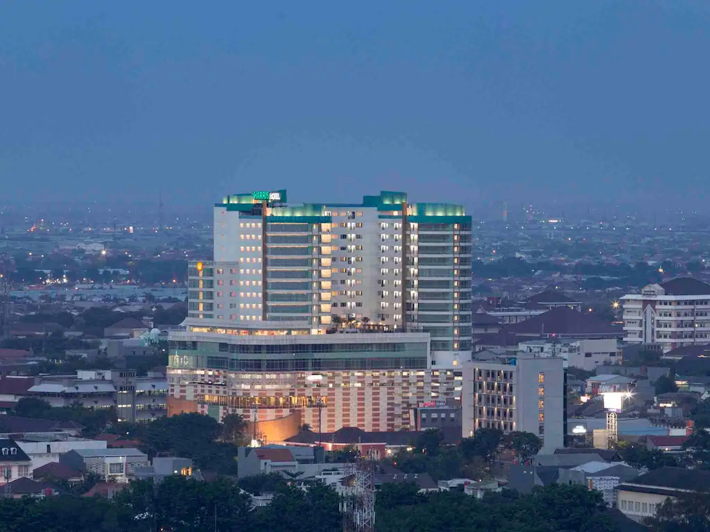 Horison Ultima Sentraland Simpang Lima Semarang